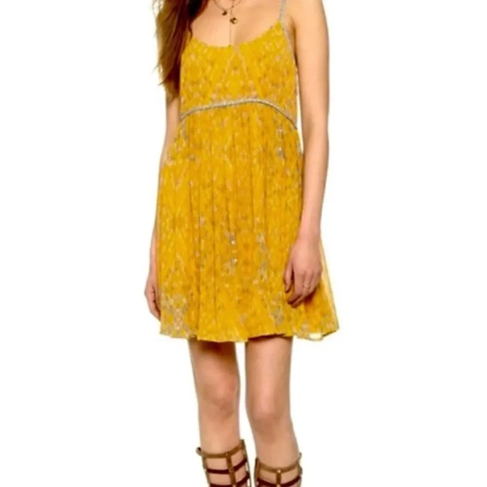 Free People So Nice Chiffon Dress in Yellow size S - Picture 3 of 13
